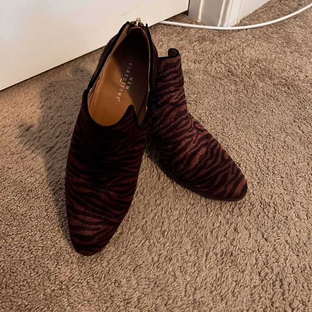 Ankle booties